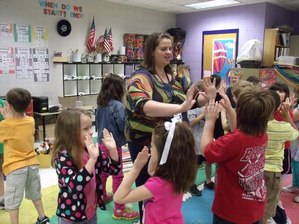 Clay Elementary teacher one of 10 up for JefCoEd Teacher of Year 