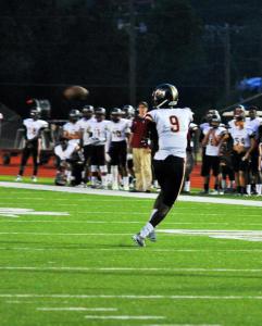 Pinson Valley receiver Liallen Dailey brings in a pass against Woodlawn. Photo by Kristi Slawson