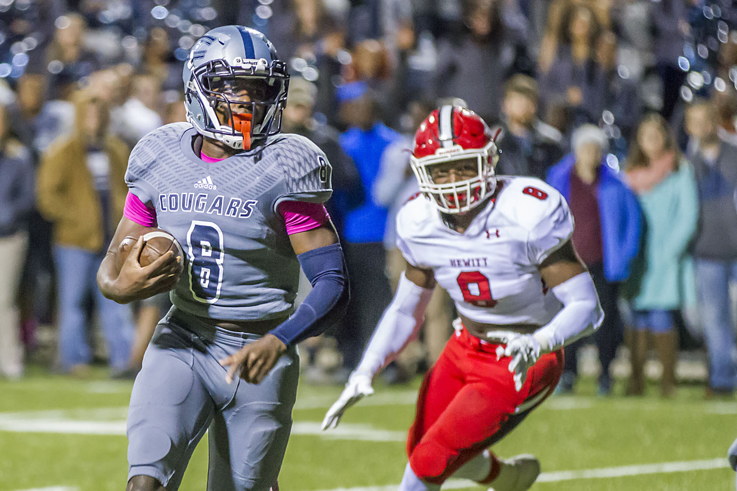 Clay-Chalkville holds off Huskies to stay perfect 