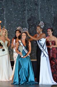 Candice McCool crowned Mrs. USA Petite 2015. Submitted photo