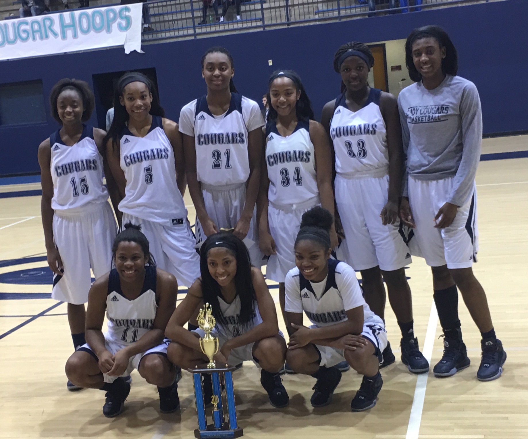 Raven Omar’s jumper wins area title for Lady Cougars