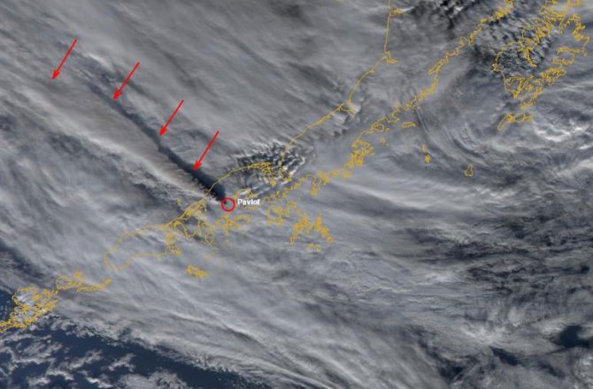 Alaskan volcano eruption, watch the ash flume from satellite