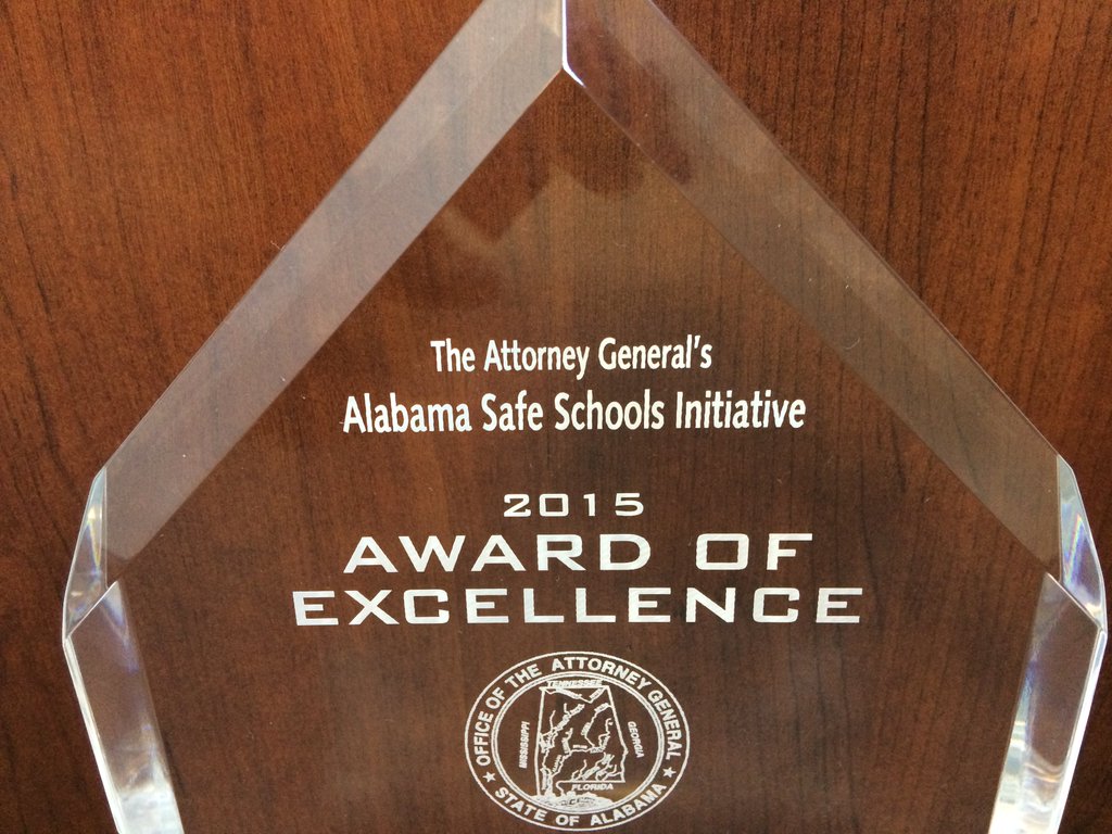 Hewitt-Trussville High School named District 7 winner of the 2015 Alabama Safe Schools Award of Excellence 