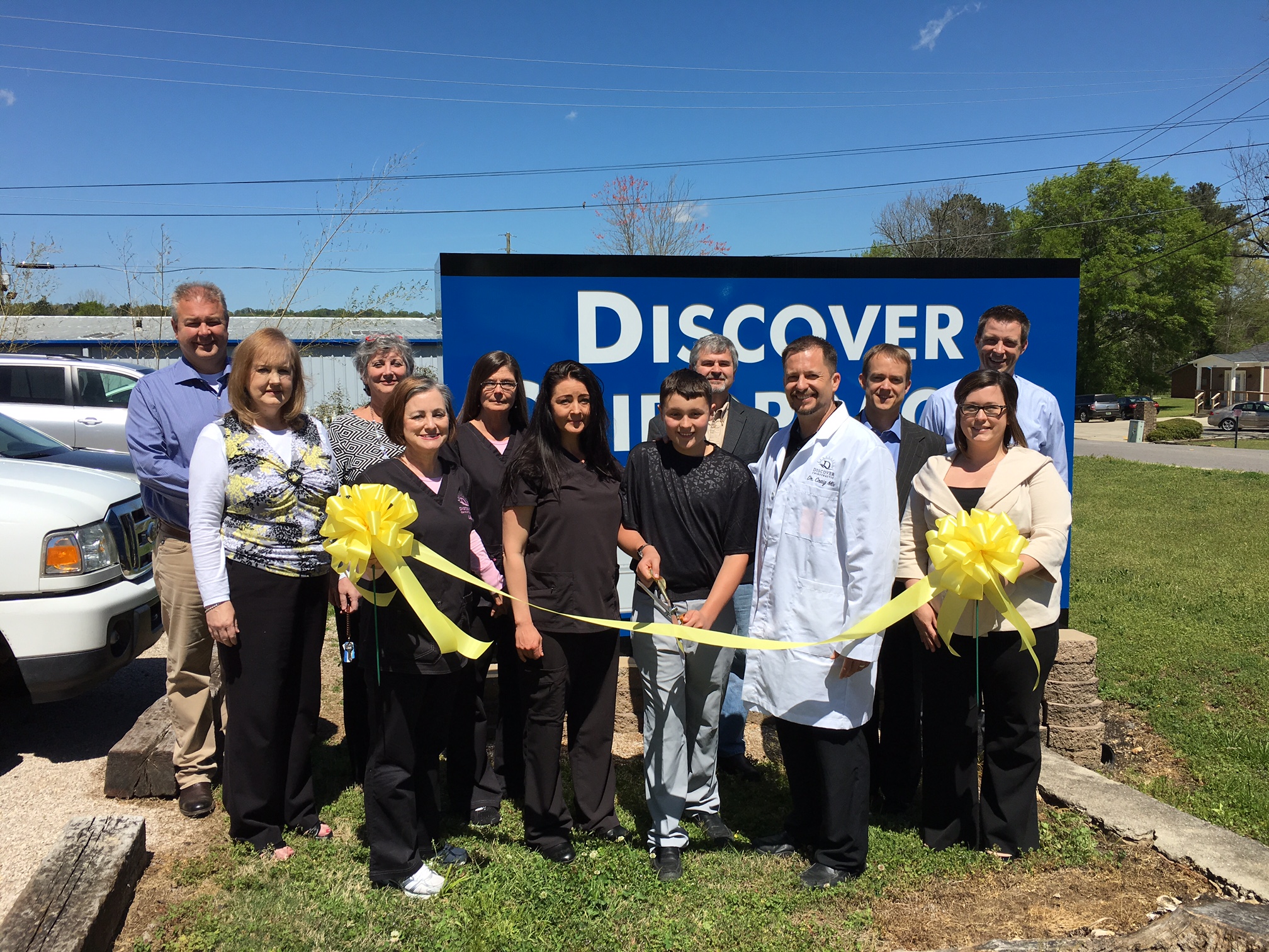 Discover Chiropractic hosts ribbon cutting, open house 