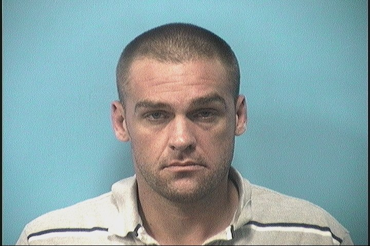 Man arrested in Center Point on multiple charges, outstanding warrant 