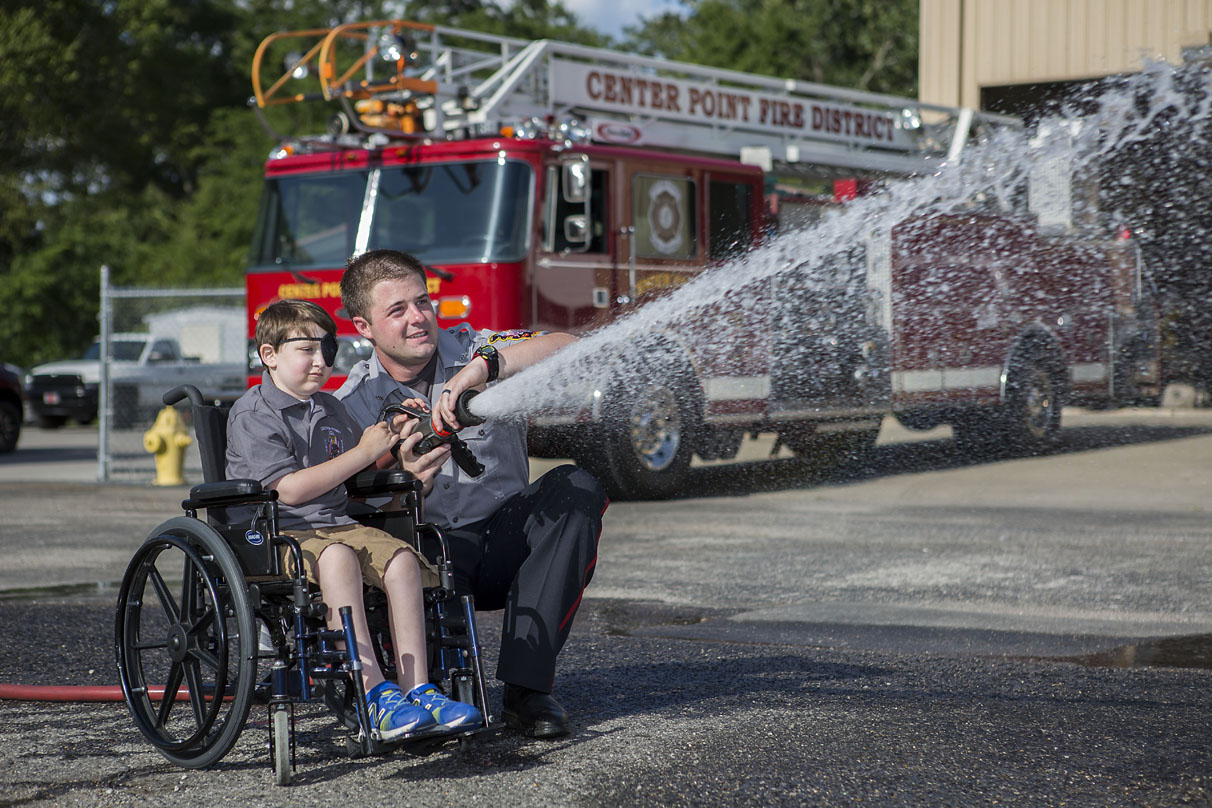 6-year-old with cancer inducted as Center Point firefighter 