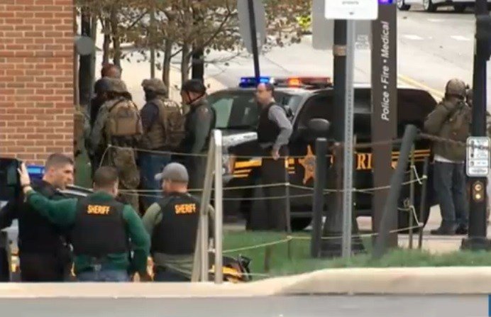 Suspect killed, 9 hospitalized in Ohio State stabbing Monday