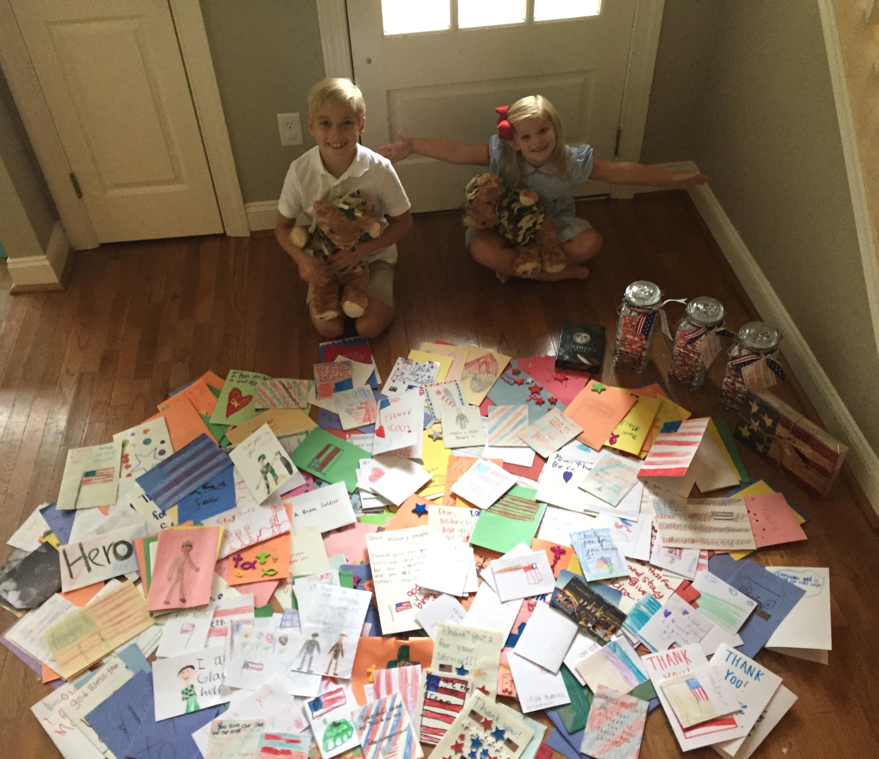 Family serves country by gathering greeting cards for soldiers abroad