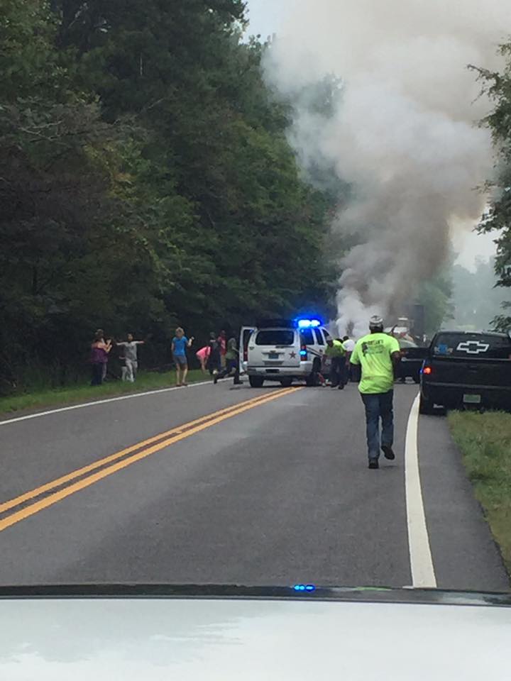 Motorist rescues two drivers trapped in burning vehicles after head-on collision near Pinson