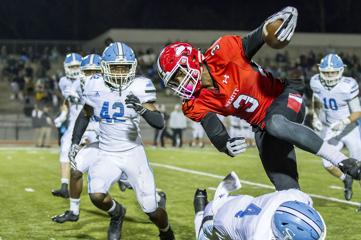 Clay-Chalkville defense shuts down Athens for 1st-round win