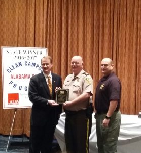 JeffCo Sheriff's Office honored for helping fight litter on roadways