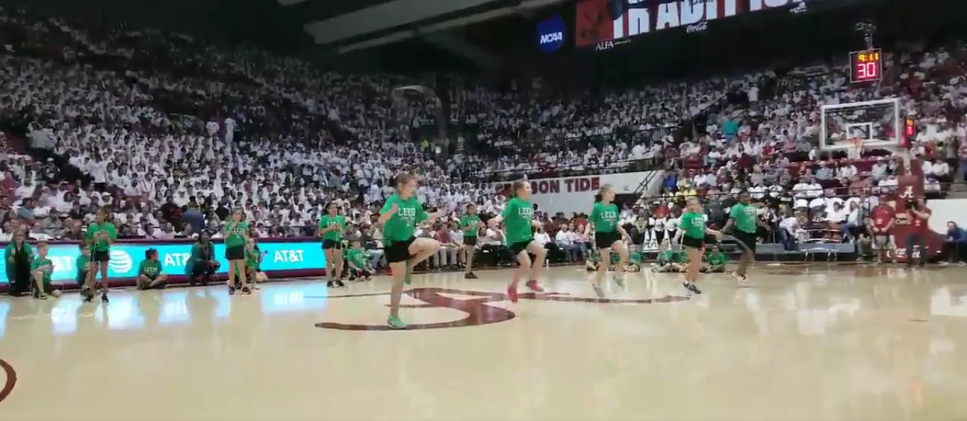 VIDEO: Leeds Elementary Jump Rope Team wows soldout Bama crowd