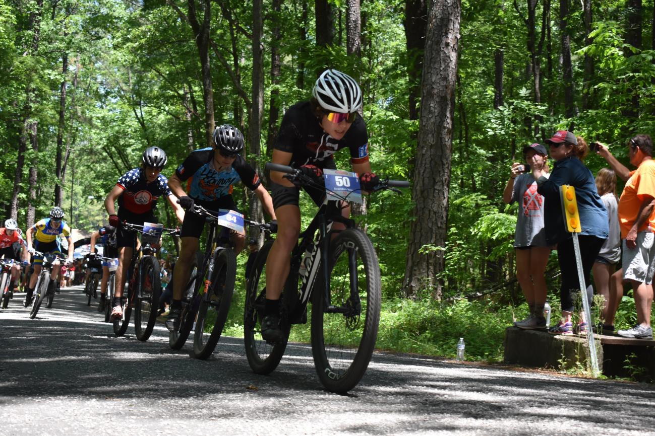 Hewitt-Trussville mountain bike team places 2nd in Oak Mountain race