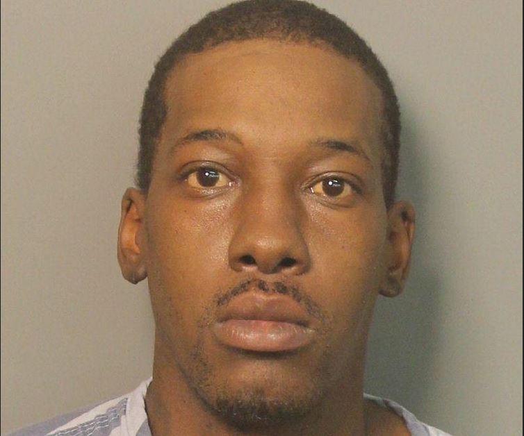 Center Point man wanted by Tarrant Police on firearm, probation violation warrants