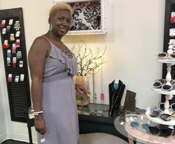 Trussville resident continues a legacy of fashion, De’ja Ray Consignment Boutique opens in Irondale