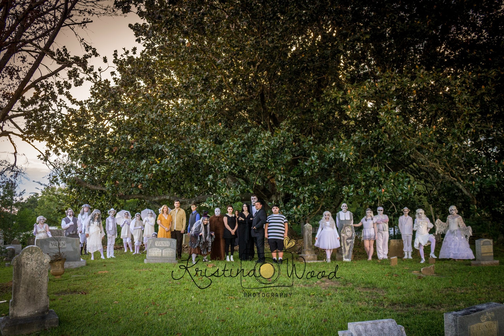 Trussville cemetery photo shoot raises curiosity