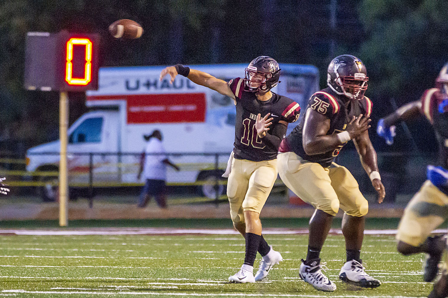 Pinson Valley defeats Gardendale 42-7 on homecoming night