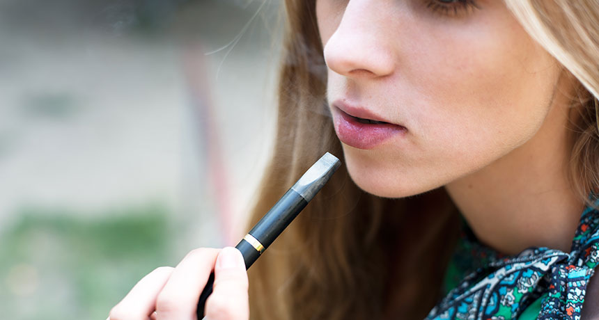 US health officials report 3rd vaping death, repeat warning
