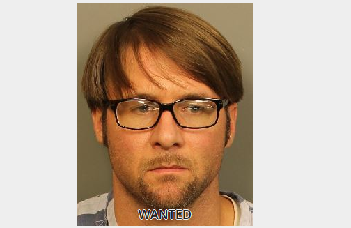 Trussville area man wanted on felony identity theft charge