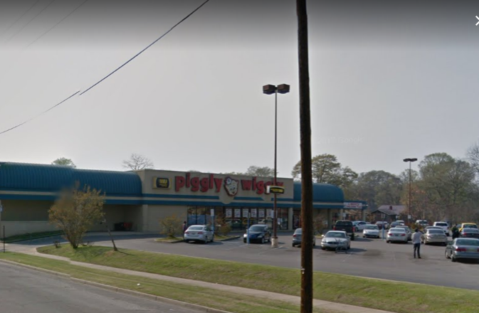 BREAKING: Woman, 28, shot and killed in Piggly Wiggly on Christmas Eve in Birmingham