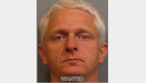 Blount County man wanted on a felony warrant