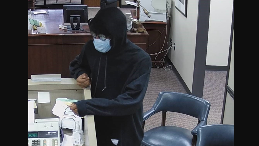 Police ask for help identifying Birmingham bank robber