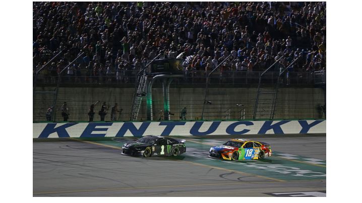 Kurt Busch claims first win of the season after thrilling brotherly battle at Kentucky
