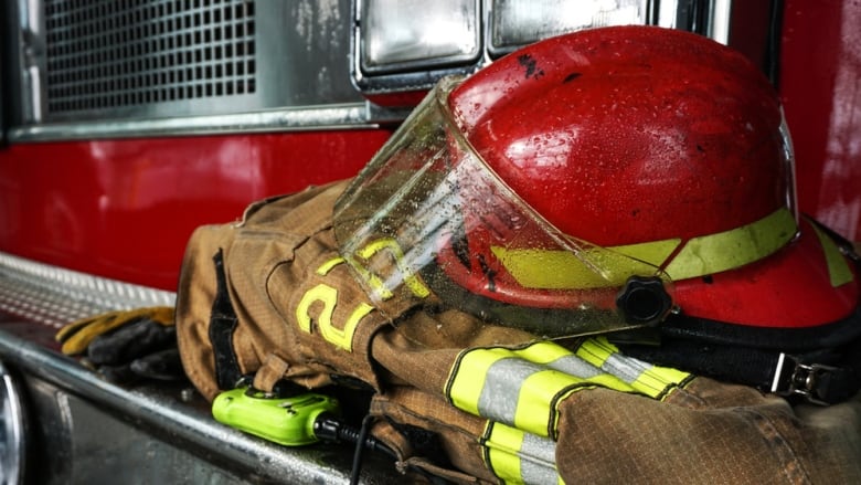 Birmingham house fire kills toddler, man