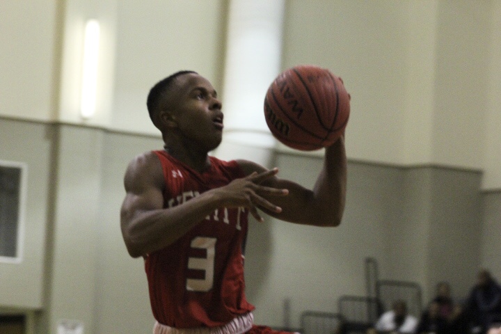 Hewitt-Trussville boys and girls' basketball teams remain undefeated after victories over Center Point