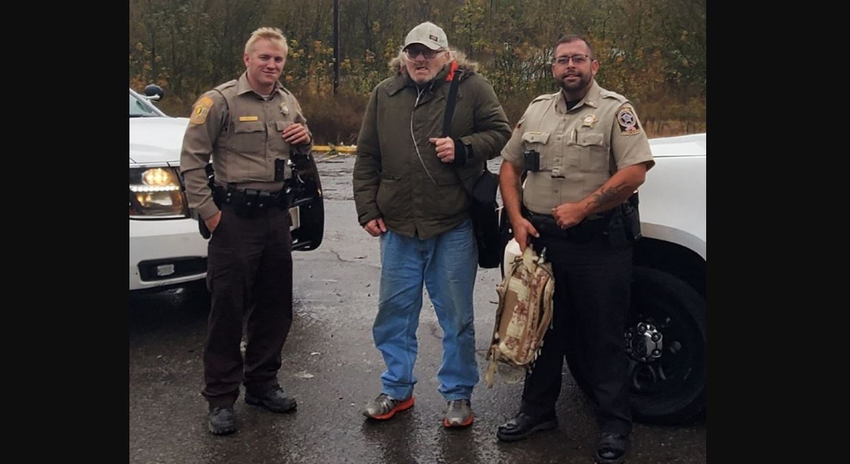 Veteran helped by Alabama deputies could reconnect with son
