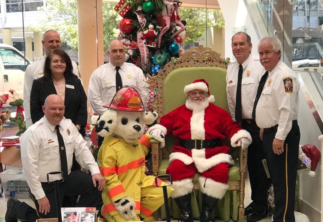 Center Point Fire District delivers Christmas wagons to Children's of Alabama