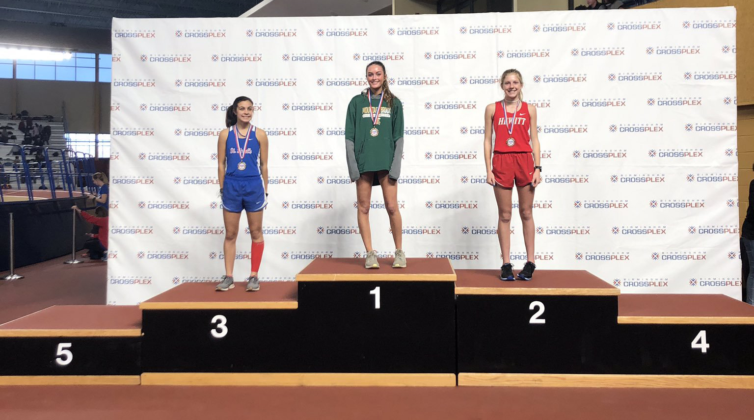 Huskies' Kelsey Martin takes home triple jump silver medal at Magic City Classic; Maci Mills places 2nd in 1600 meter run