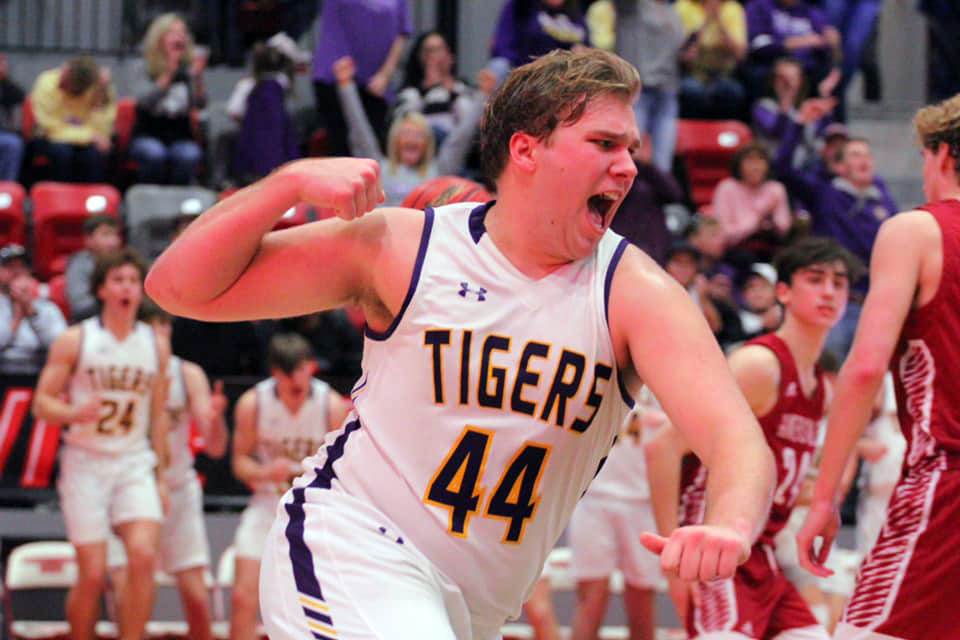 Springville's sacrifice to free throw gods pays off as Tigers survive double-overtime thriller