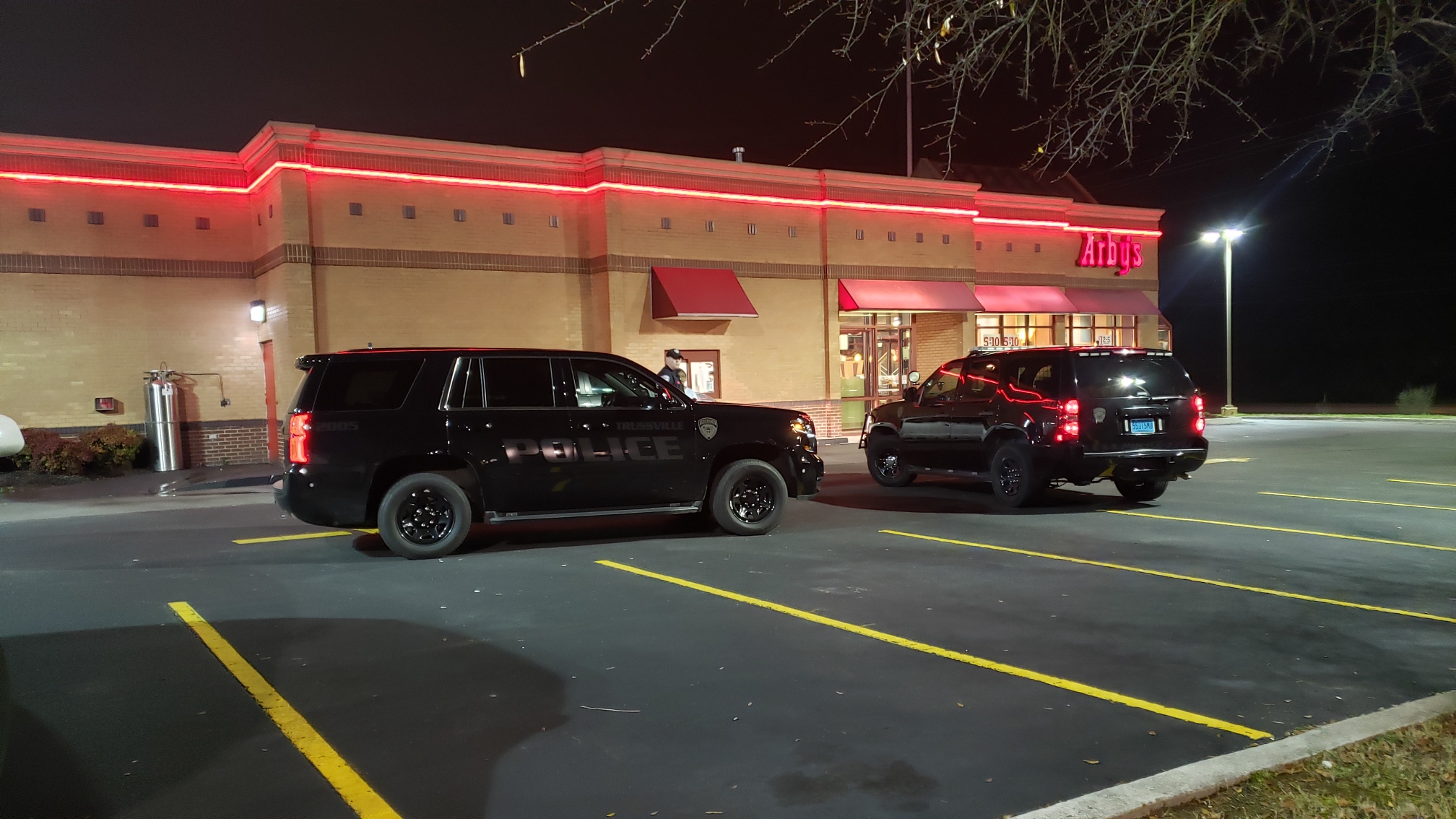 BREAKING: Armed robbery at Arby's in Trussville
