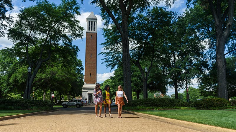 University of Alabama closes campus for Spring semester, cancels graduation exercises