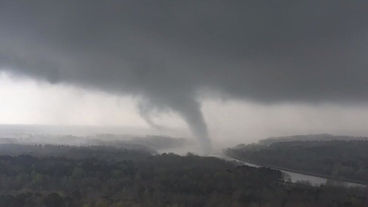 Tornado warning issued for northeastern Jefferson County