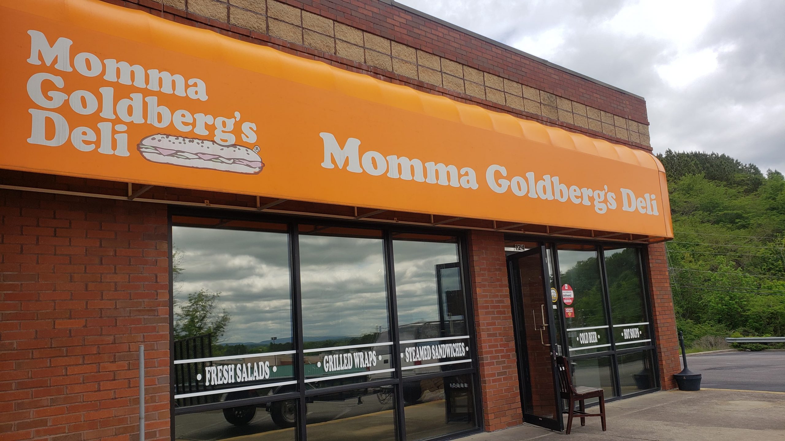 Momma Goldberg's Deli in Trussville and Birmingham closing due to coronavirus impact