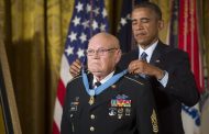 Medal of Honor recipient, Opelika native Bennie Adkins dies after battle with COVID-19