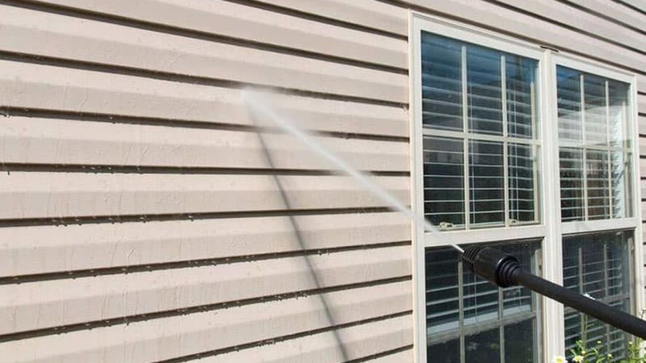 How to best clean vinyl siding