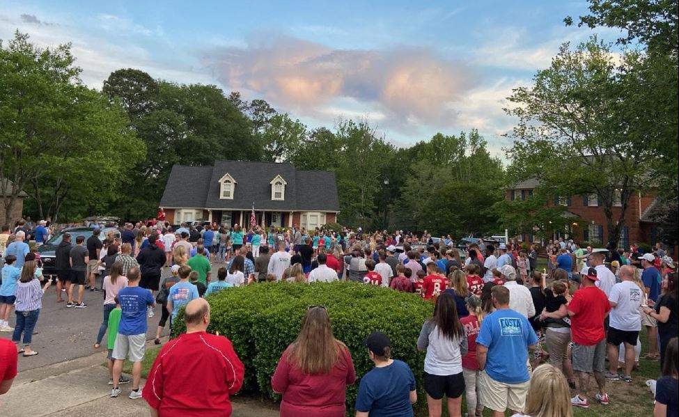 Hundreds gather for prayer in memory of Trussville child killed while hunting
