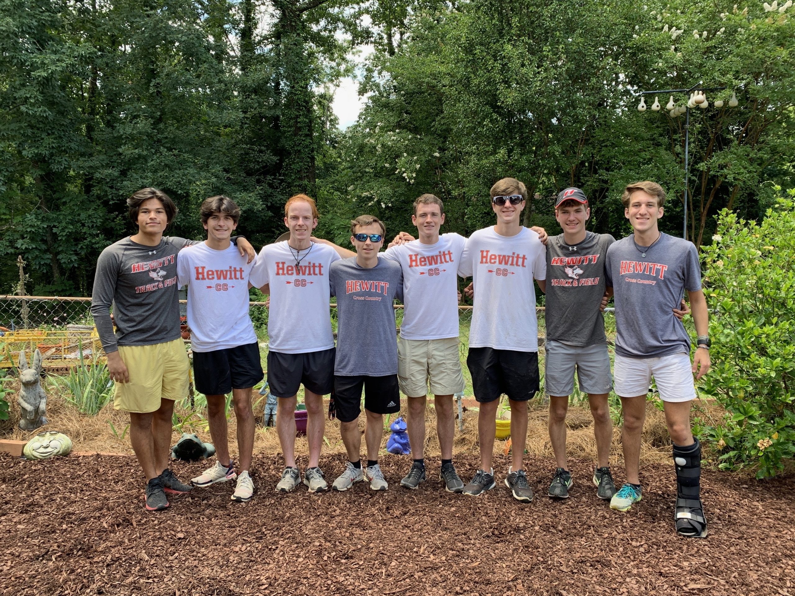 Hewitt Trussville High School boys form group to help those in need