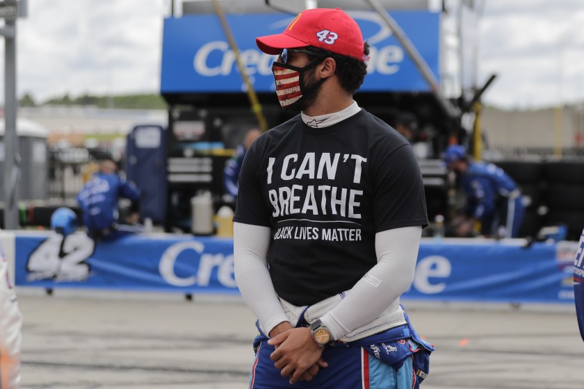 FBI investigating noose left in NASCAR stall of Bubba Wallace