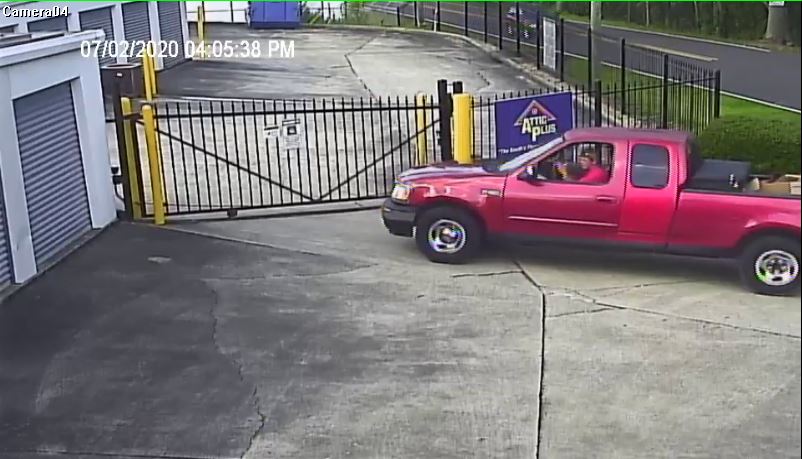 TRUSSVILLE PD: Possible storage unit thieves caught on camera