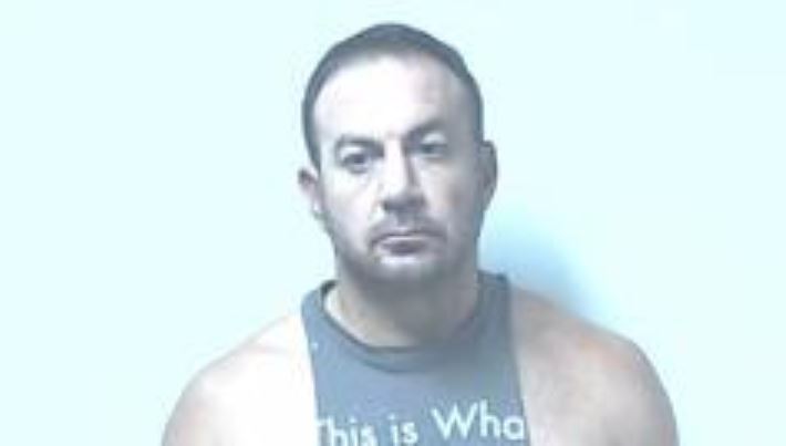 Moody man facing multiple charges after arrest in Ragland; Police lights, badge found in vehicle