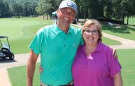 McCarley sinks $10,000 ace at chamber golf tournament