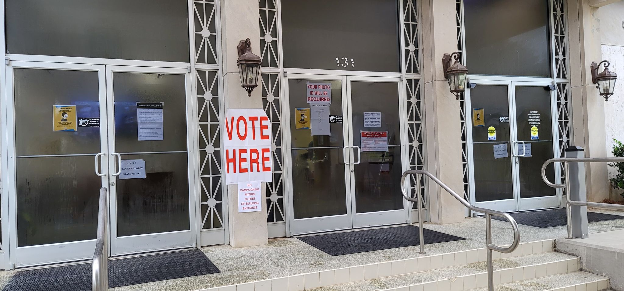 Supreme Court puts curbside voting on hold in Alabama