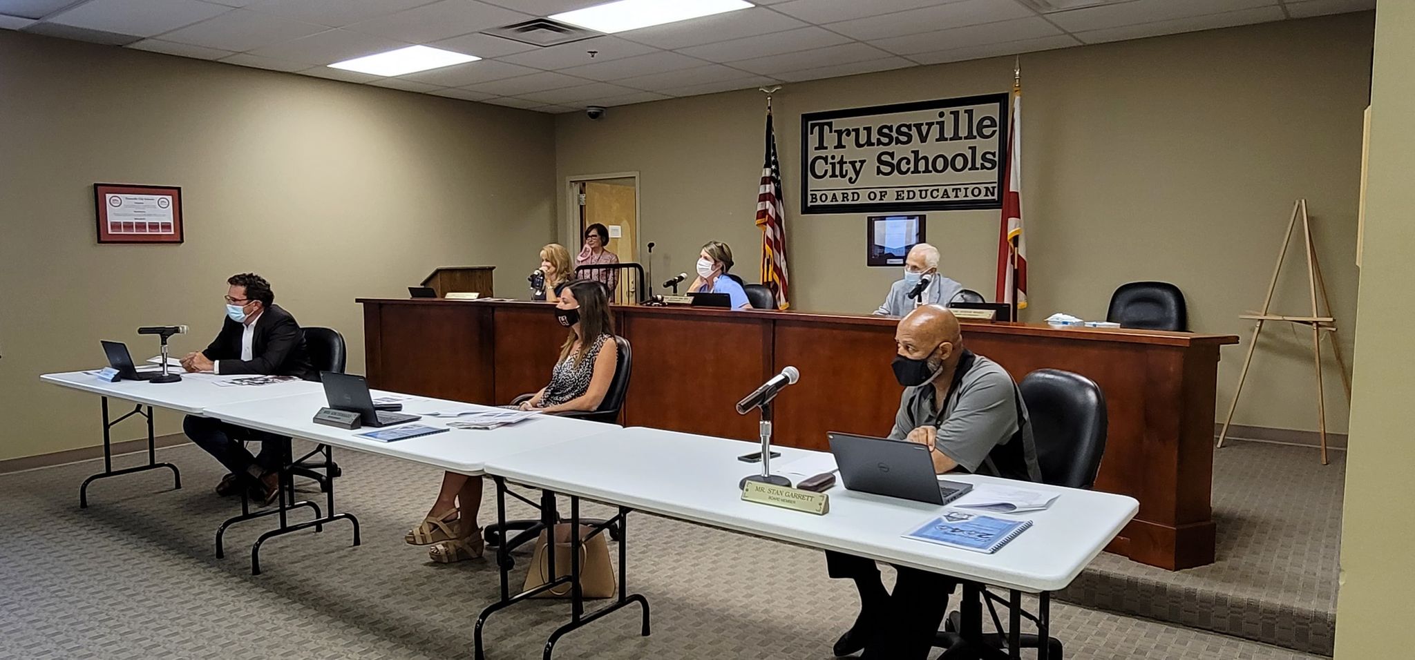Trussville City Schools approves MOU with School Resource Officers