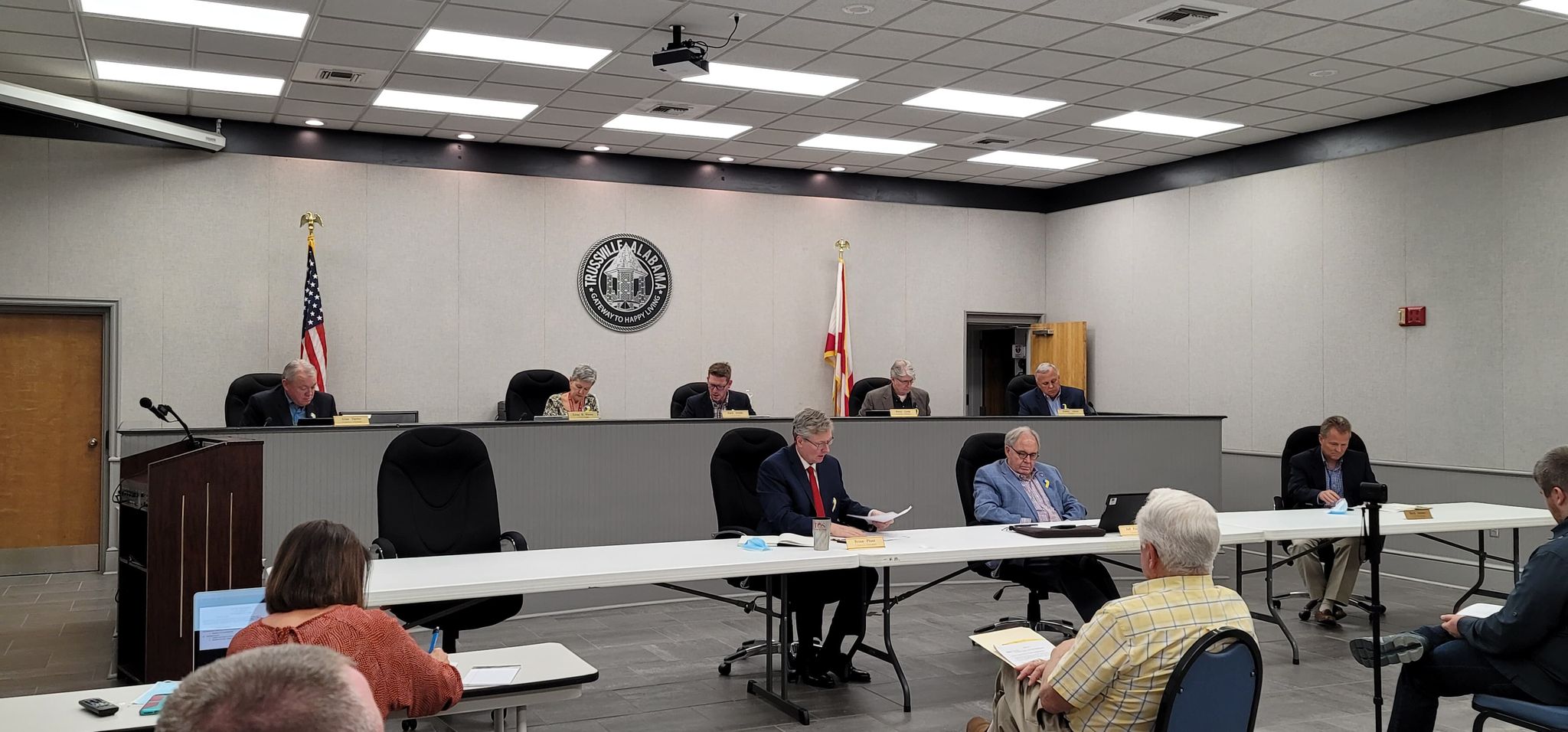 Trussville City Council approves 2020-2021 budget and approves estimate for downtown plaza