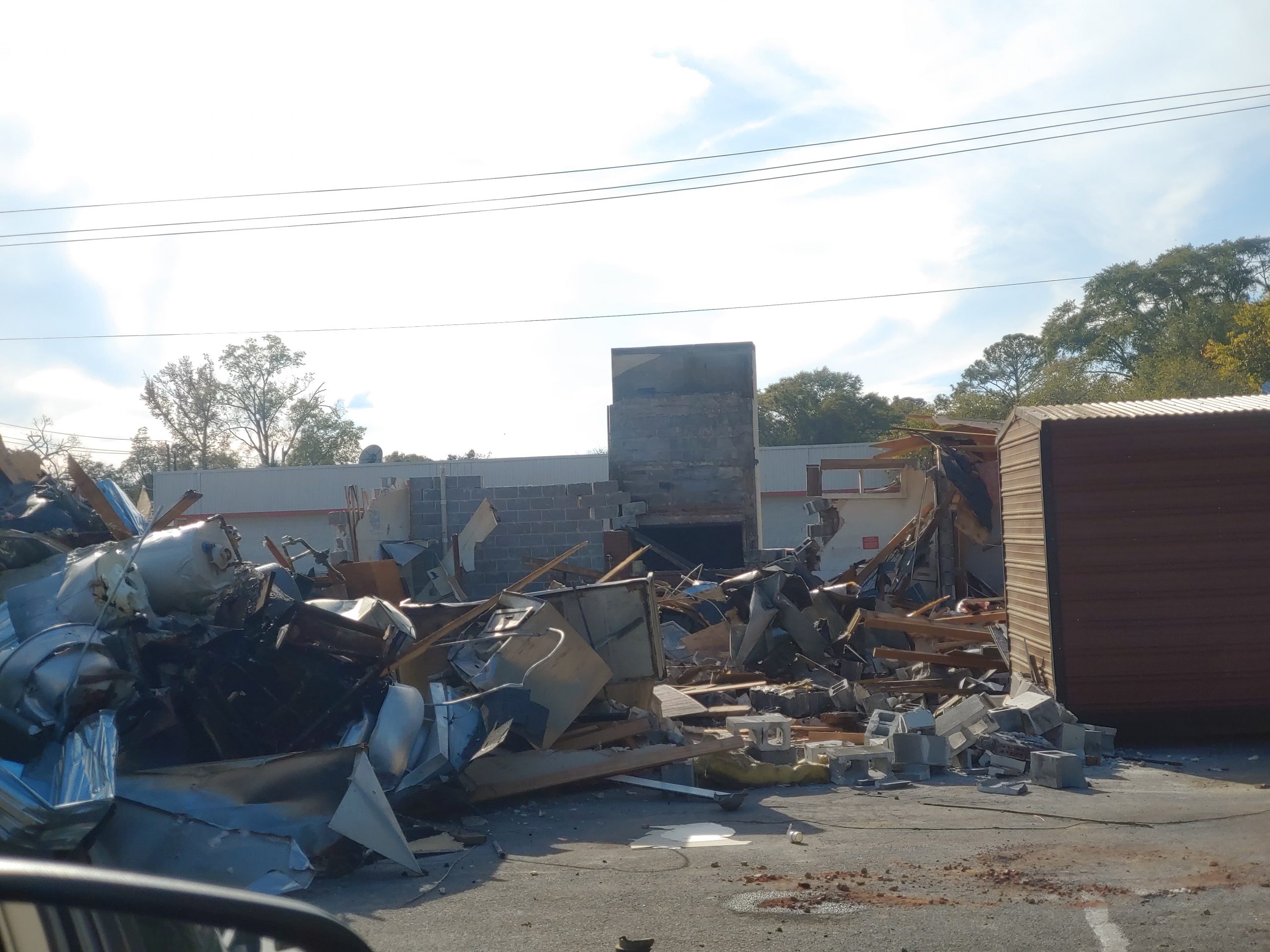 VIDEO: Crews demo building on Main Street in Trussville