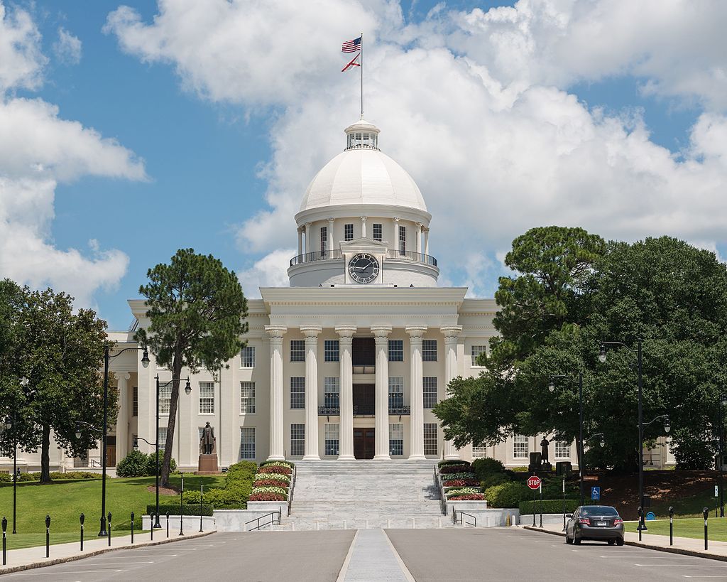 Alabama lawmakers approve virus liability legislation